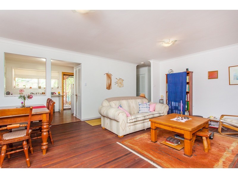 2/79 Rajah Road, Ocean Shores NSW 2483