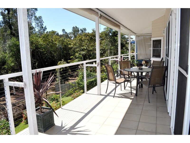 34 Mia Court, Ocean Shores NSW 2483
