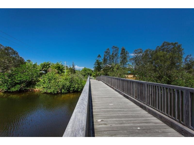 7 Elizabeth Avenue, South Golden Beach NSW 2483