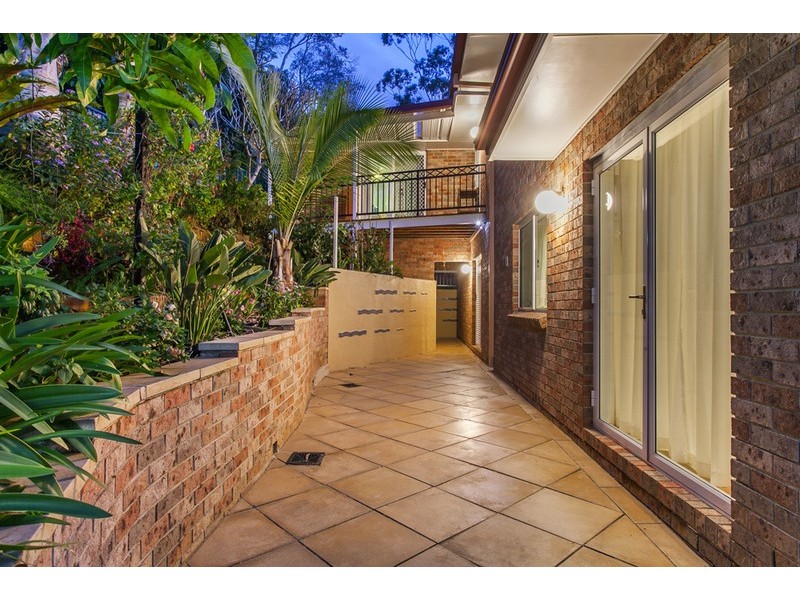 1 Tinbin Way, Ocean Shores NSW 2483