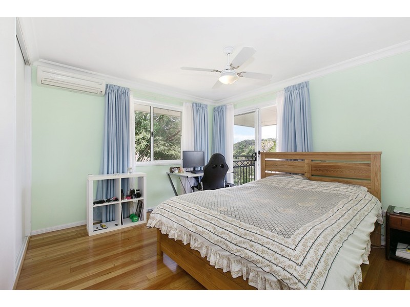 1 Tinbin Way, Ocean Shores NSW 2483