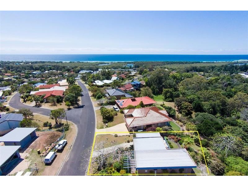 37 Yallakool  Drive, Ocean Shores NSW 2483