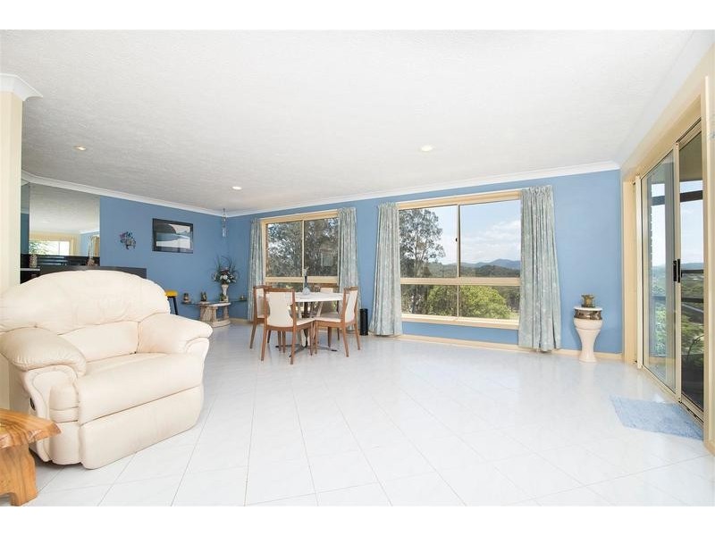 14 Kanandah Court, Ocean Shores NSW 2483