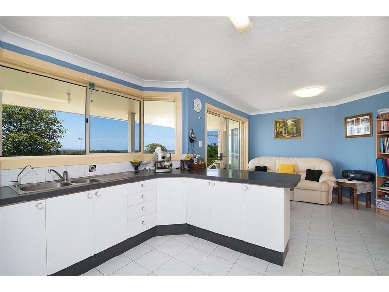 14 Kanandah Court, Ocean Shores NSW 2483