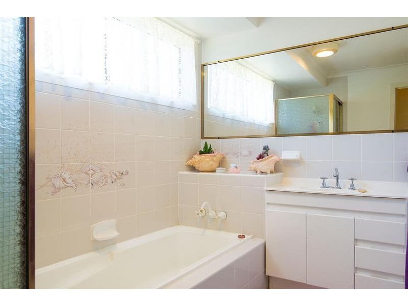 14 Kanandah Court, Ocean Shores NSW 2483