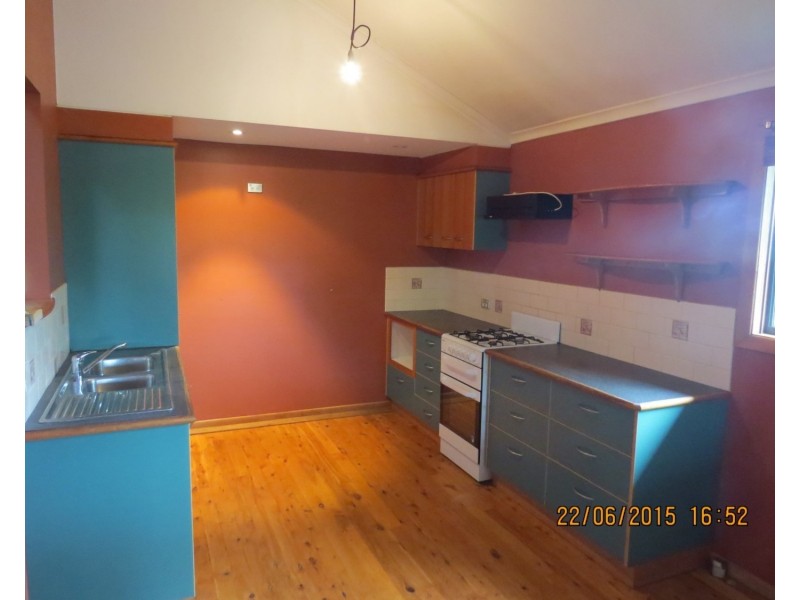 8 Matong Drive, Ocean Shores NSW 2483