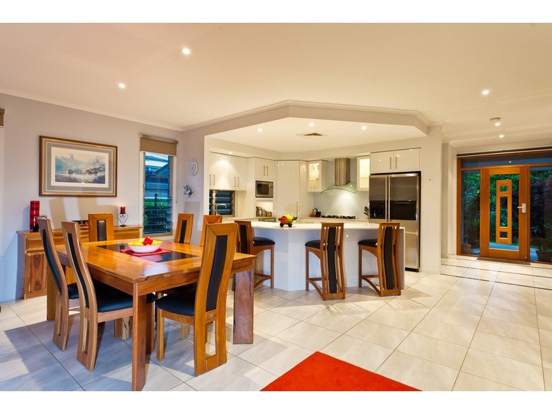 30 Mia Court, Ocean Shores NSW 2483