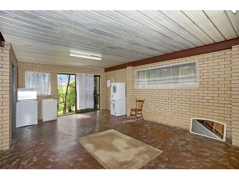 6 Warrambool Road, Ocean Shores NSW 2483