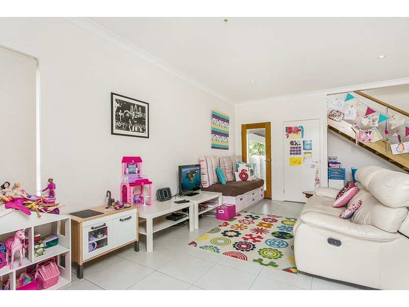 2B Gara Court, Ocean Shores NSW 2483