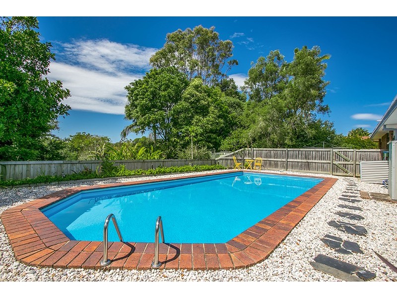14 Gilba Avenue, Ocean Shores NSW 2483