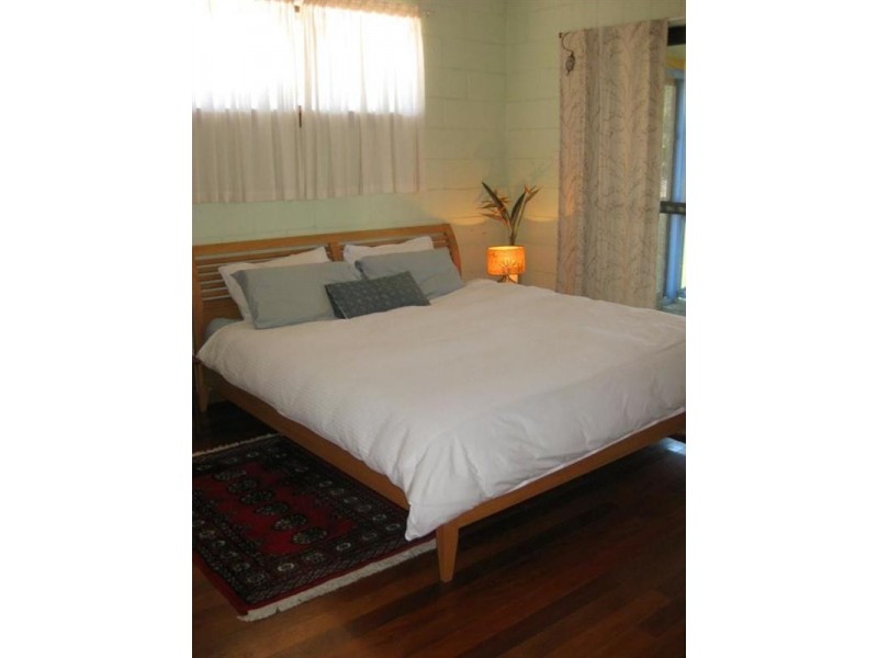 23 Berrimbillah Court, Ocean Shores NSW 2483