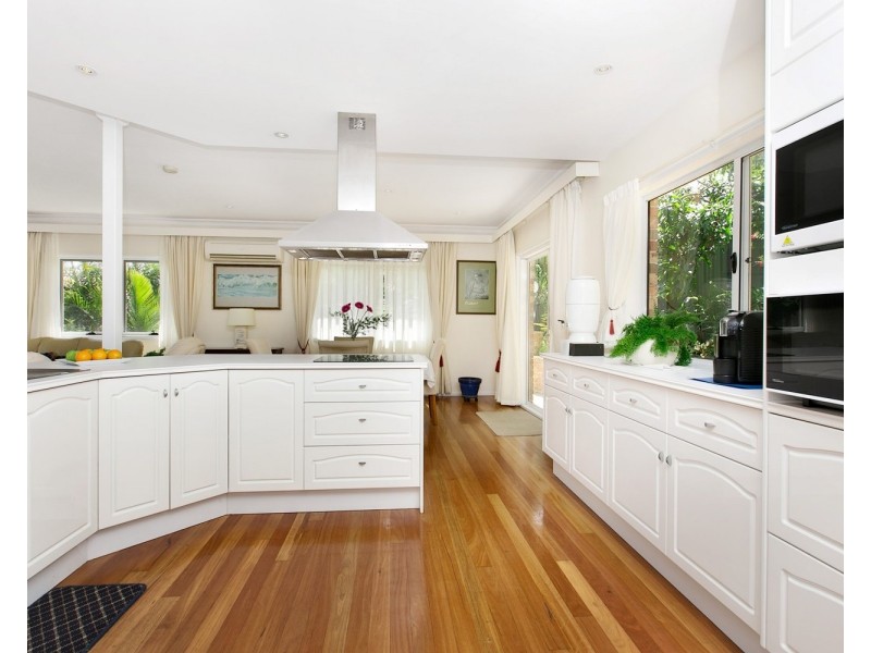 1 Tin Bin Way, Ocean Shores NSW 2483