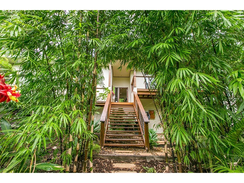 21 Mundurra Avenue, Ocean Shores NSW 2483