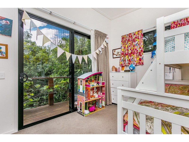 21 Mundurra Avenue, Ocean Shores NSW 2483