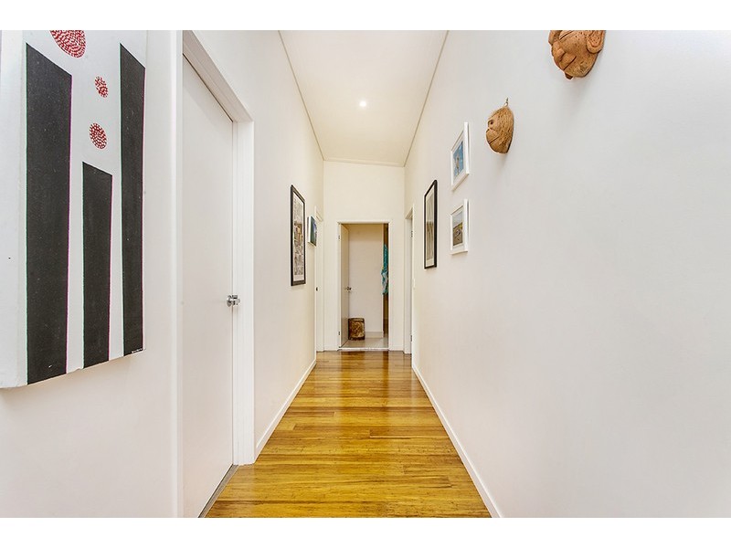 21 Mundurra Avenue, Ocean Shores NSW 2483