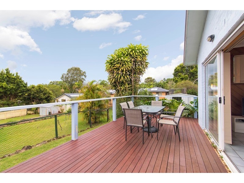 6 Rosewood Avenue, Bangalow NSW 2479