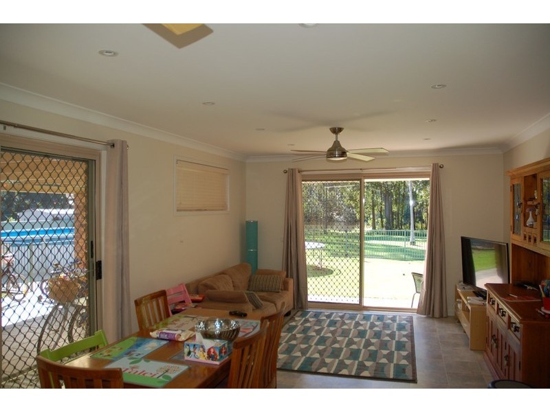 118 Balemo Drive, Ocean Shores NSW 2483