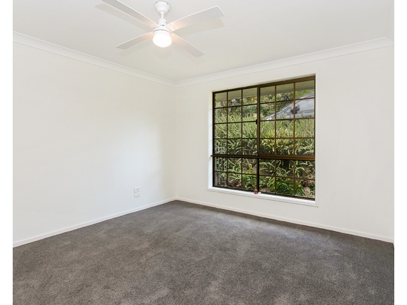 2  Bobra Glen, Ocean Shores NSW 2483