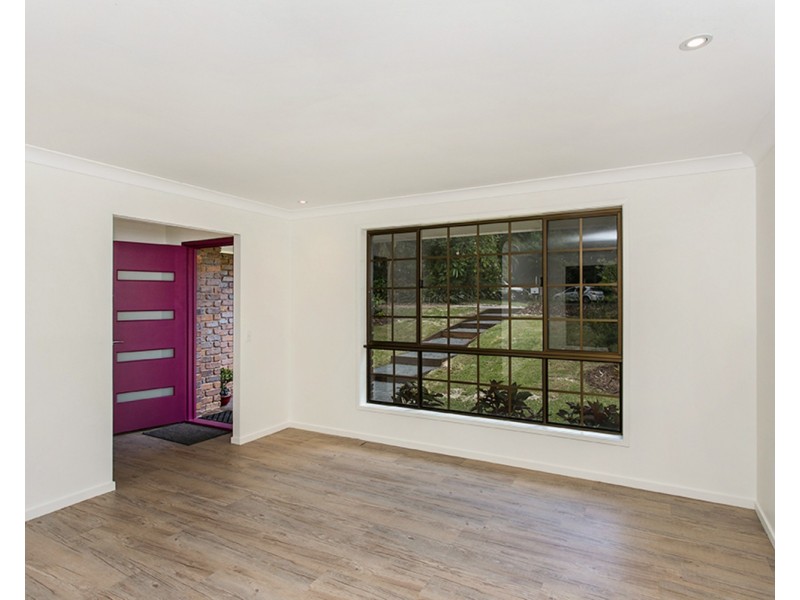 2  Bobra Glen, Ocean Shores NSW 2483