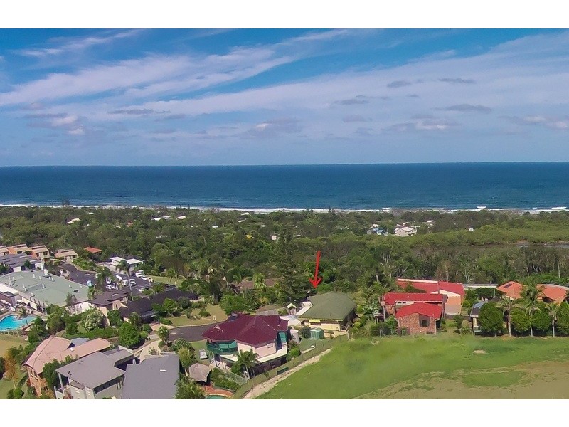6B Kanandah Court, Ocean Shores NSW 2483