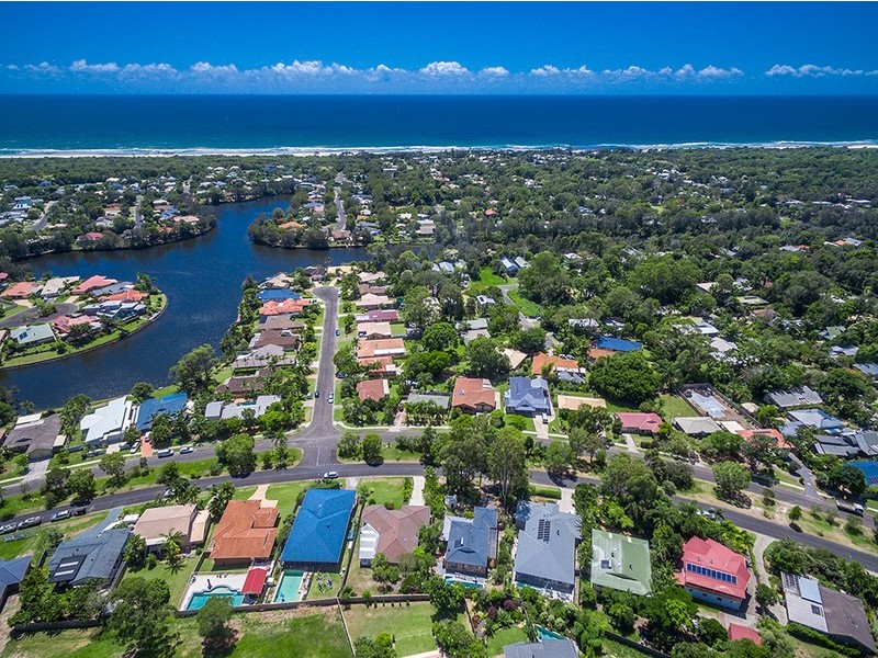 142 Shara Boulevard, Ocean Shores NSW 2483