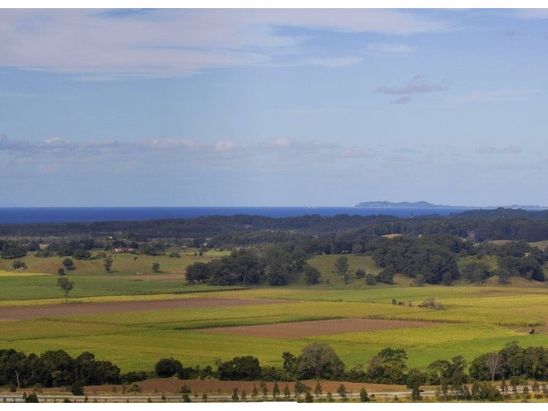 147 Pottsville Road, Mooball NSW 2483