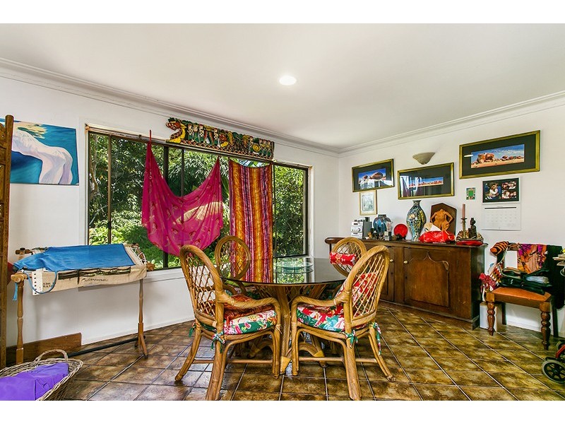 8 Katya Court, Ocean Shores NSW 2483