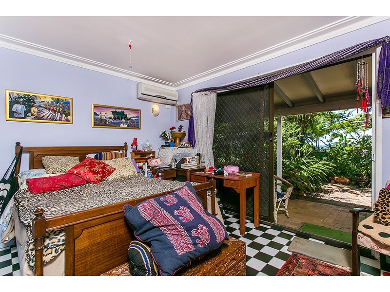 8 Katya Court, Ocean Shores NSW 2483