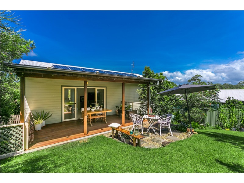 1/2 Palmer Avenue, Ocean Shores NSW 2483