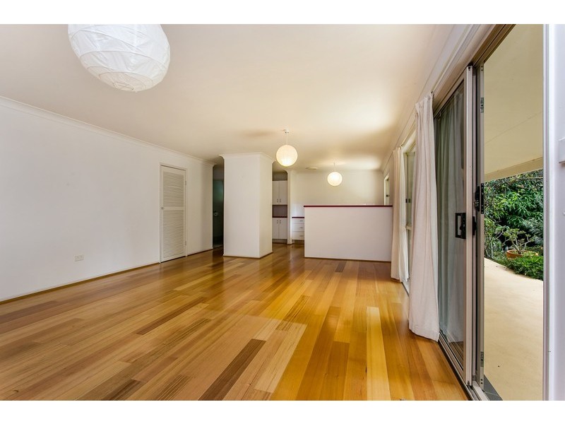 9 Narooma Drive, Ocean Shores NSW 2483