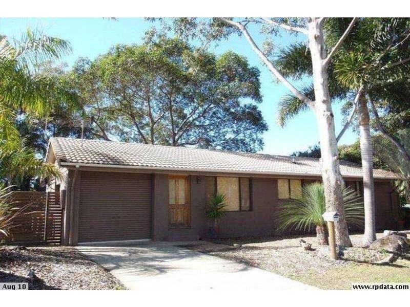 8 Gilba Avenue, Ocean Shores NSW 2483