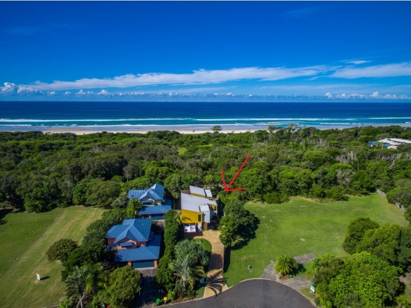 25 Muli Muli Avenue, Ocean Shores NSW 2483