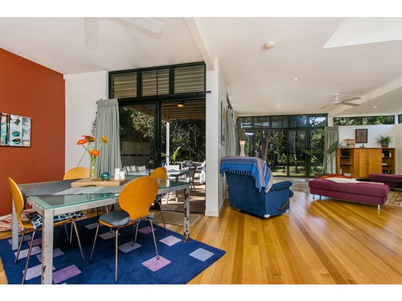 25 Muli Muli Avenue, Ocean Shores NSW 2483