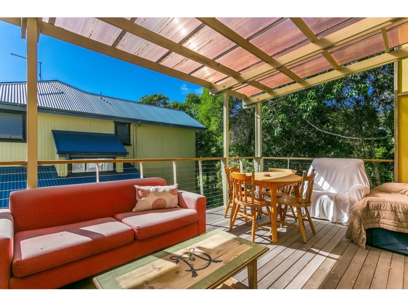 25 Muli Muli Avenue, Ocean Shores NSW 2483