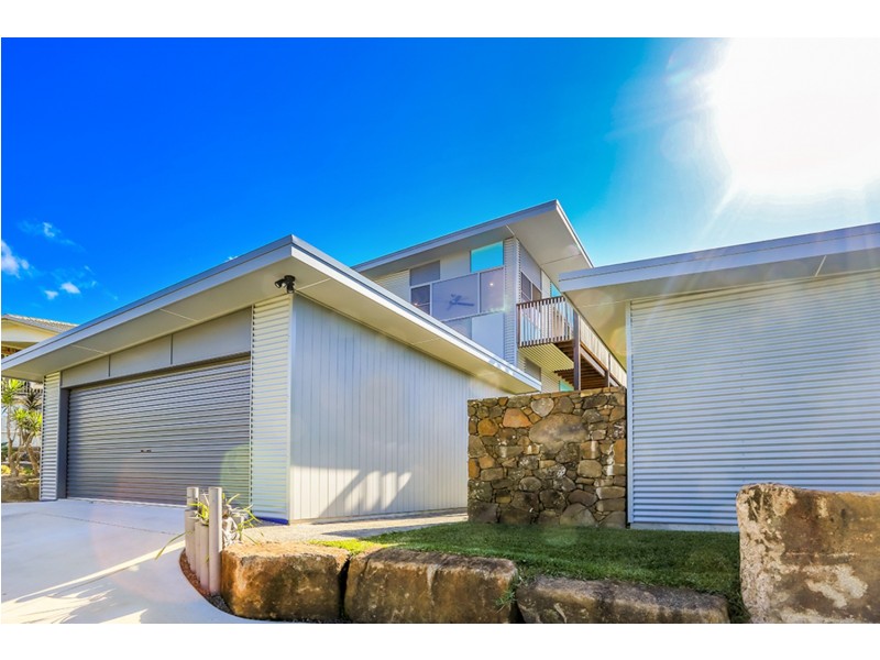 34  Yalla Kool Drive, Ocean Shores NSW 2483