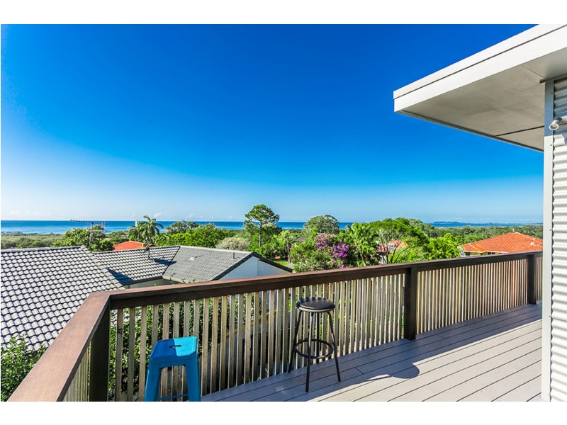 34  Yalla Kool Drive, Ocean Shores NSW 2483