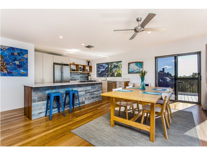 34  Yalla Kool Drive, Ocean Shores NSW 2483