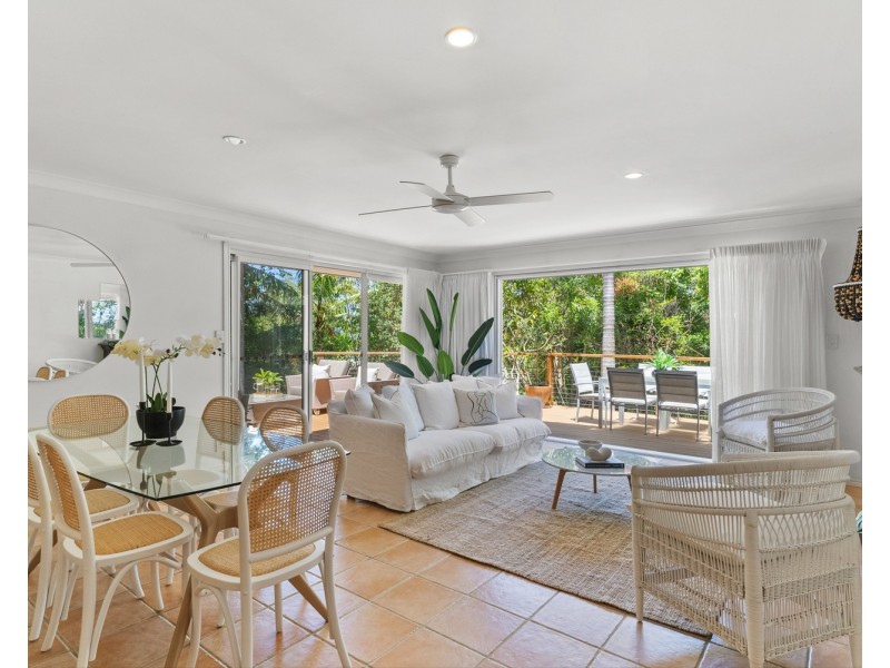 4/2 Nunyar Court, Ocean Shores NSW 2483