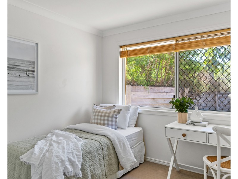 4/2 Nunyar Court, Ocean Shores NSW 2483