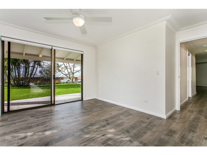 8 Katya Court, Ocean Shores NSW 2483