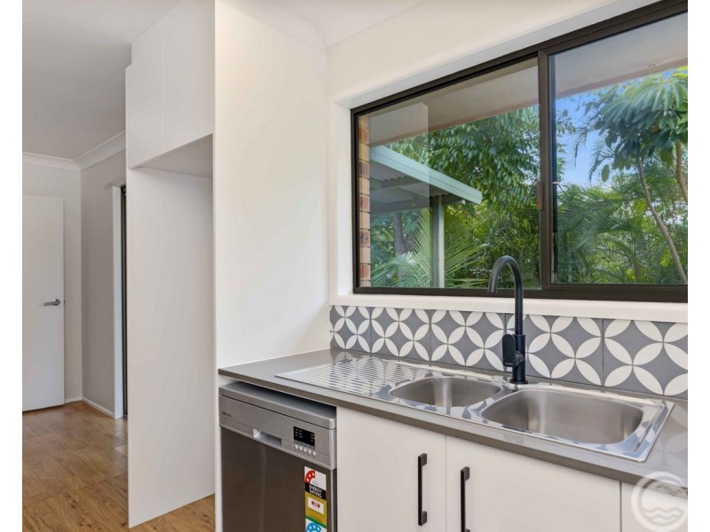 14 Nandroya Avenue, Ocean Shores NSW 2483