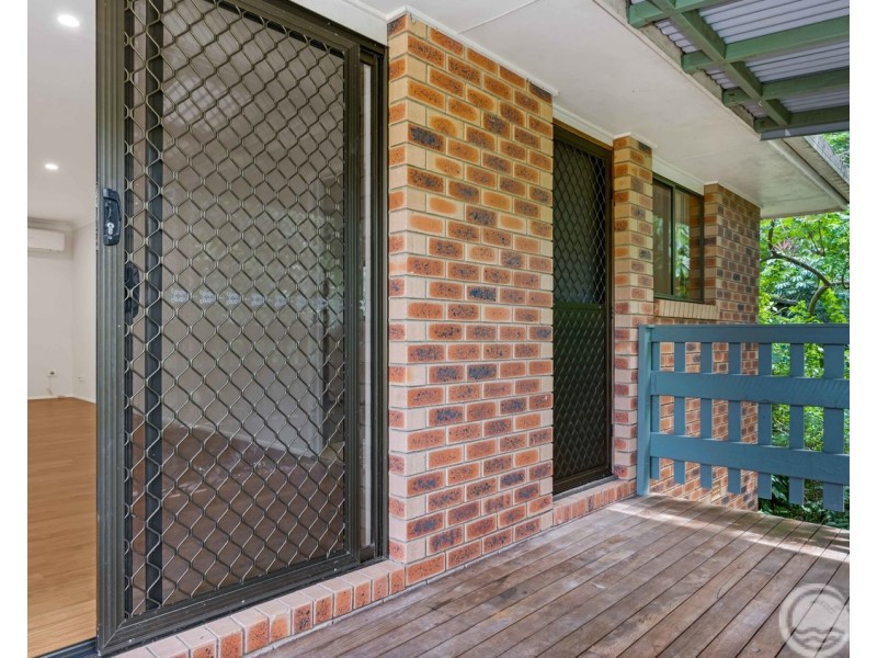 14 Nandroya Avenue, Ocean Shores NSW 2483