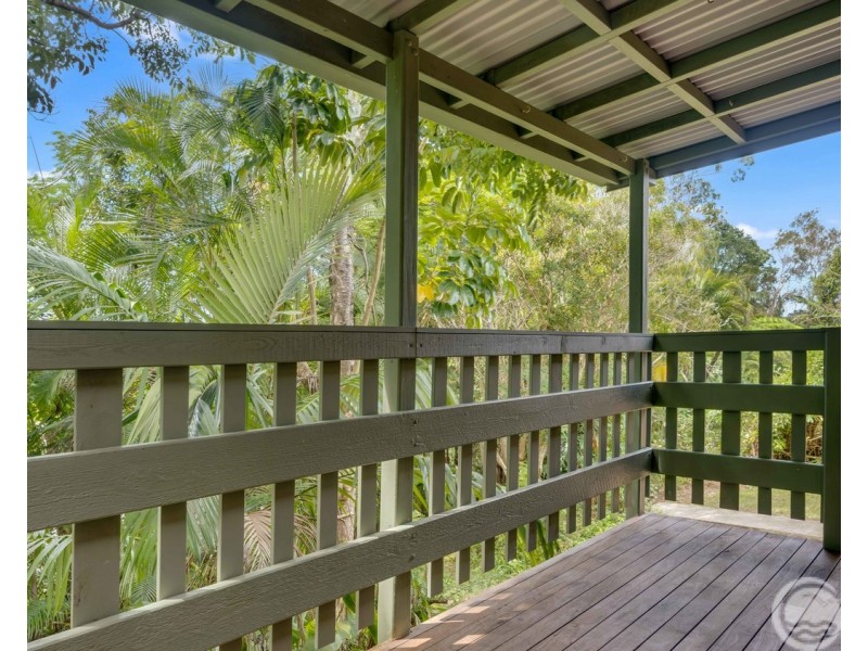 14 Nandroya Avenue, Ocean Shores NSW 2483