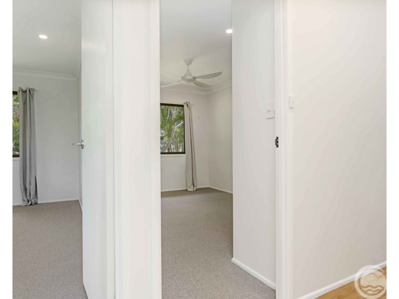 14 Nandroya Avenue, Ocean Shores NSW 2483