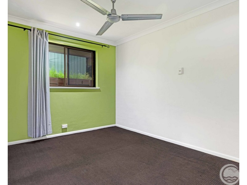 12  Mundarra Avenue, Ocean Shores NSW 2483