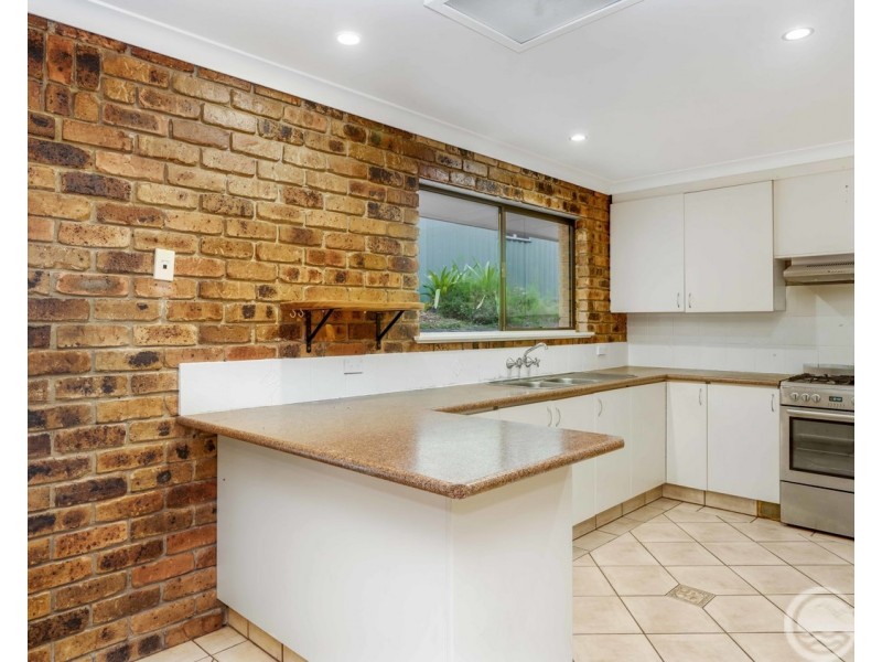 12  Mundarra Avenue, Ocean Shores NSW 2483