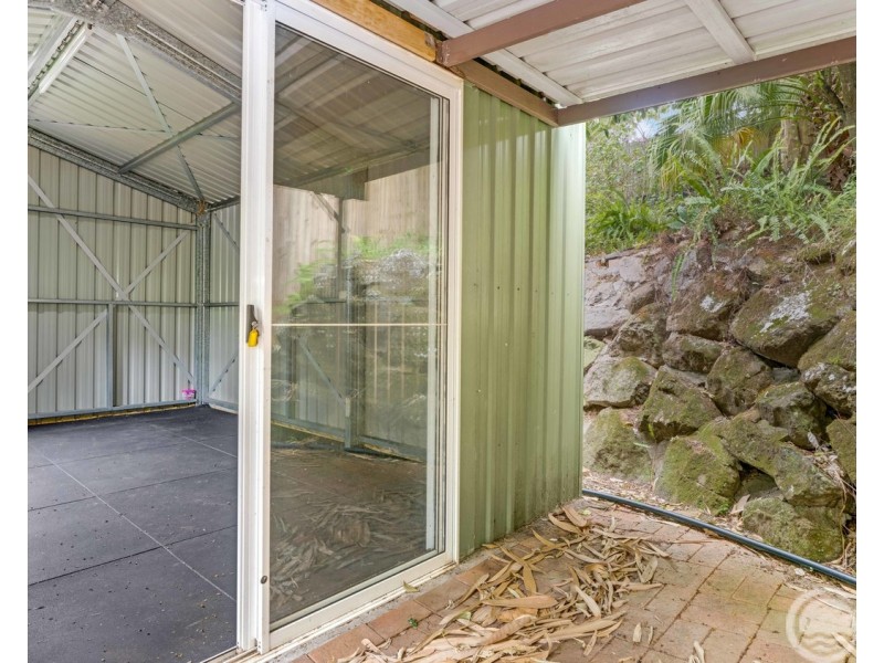 12  Mundarra Avenue, Ocean Shores NSW 2483