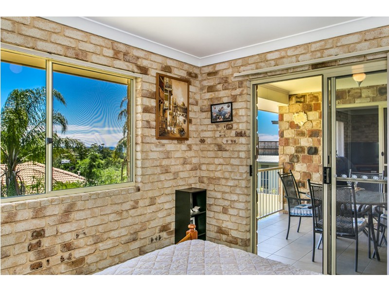 36 Yalla Kool Drive, Ocean Shores NSW 2483