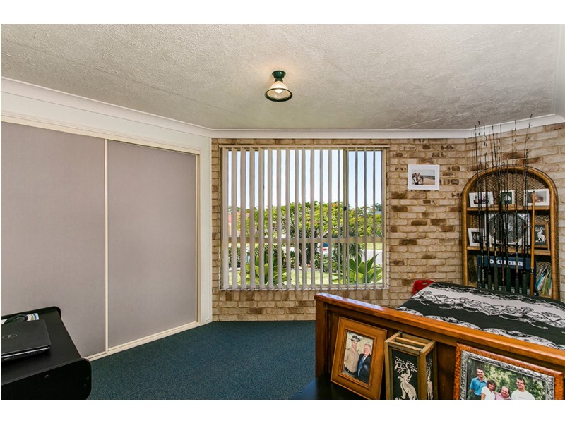 36 Yalla Kool Drive, Ocean Shores NSW 2483