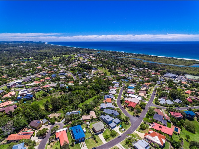 36 Yalla Kool Drive, Ocean Shores NSW 2483